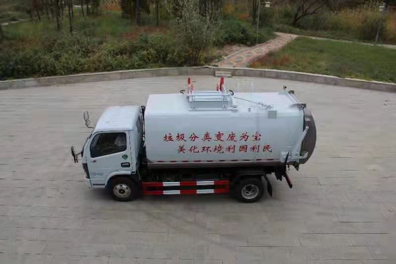 蓝牌10立方挂桶垃圾车
